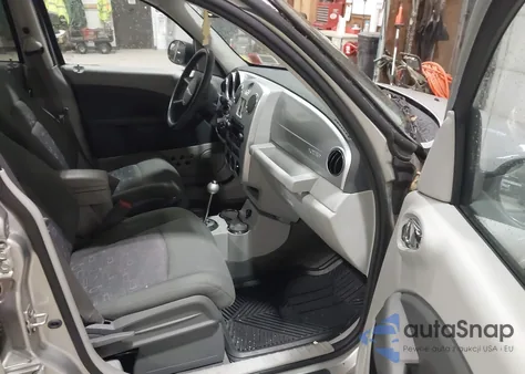 2010 Chrysler Pt Cruiser Classic from USA, damaged, VIN 3A4GY5F98AT199601